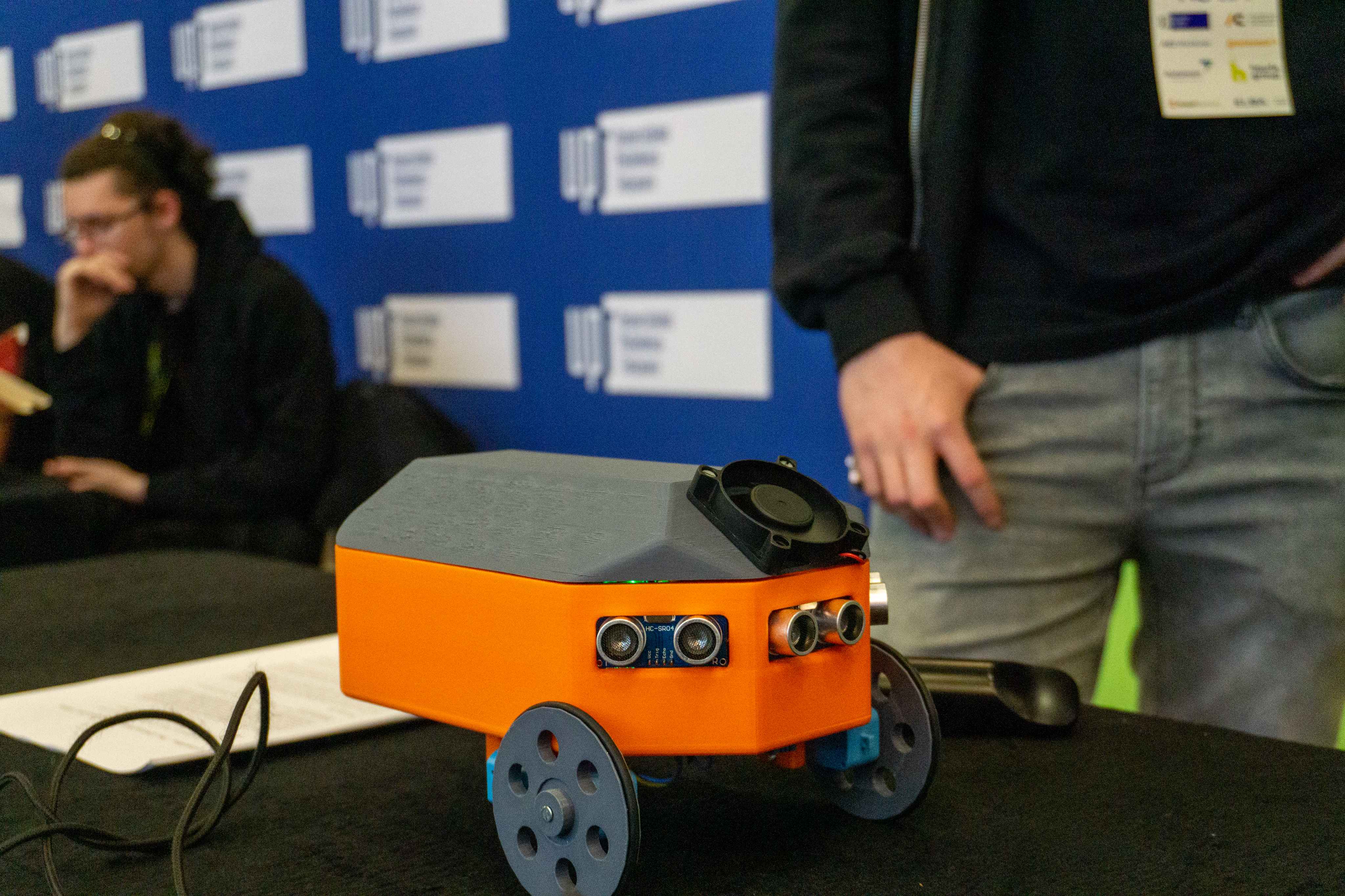 RoboTEC Gallery 103